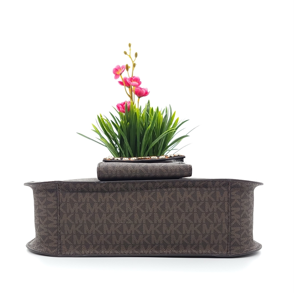 ⚠️LAST 1⚠️ Michael Kors Briley Logo LG Crossbody SET Brown - Picture 4 of 12